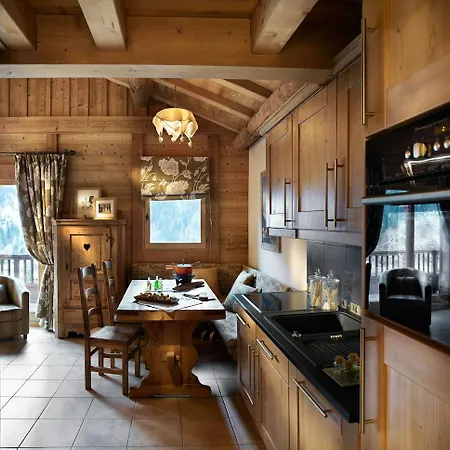 Les Alpages De Champagny Apartmanhotel